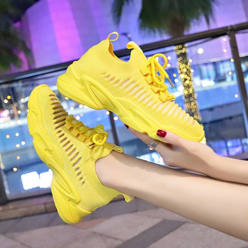 Breathable sports shoes female street shooting super fire casual shoes female students 2021 summer new women's shoes Breathable sports shoes female street shooting super fire casual shoes female students 2021 summer new women's shoes